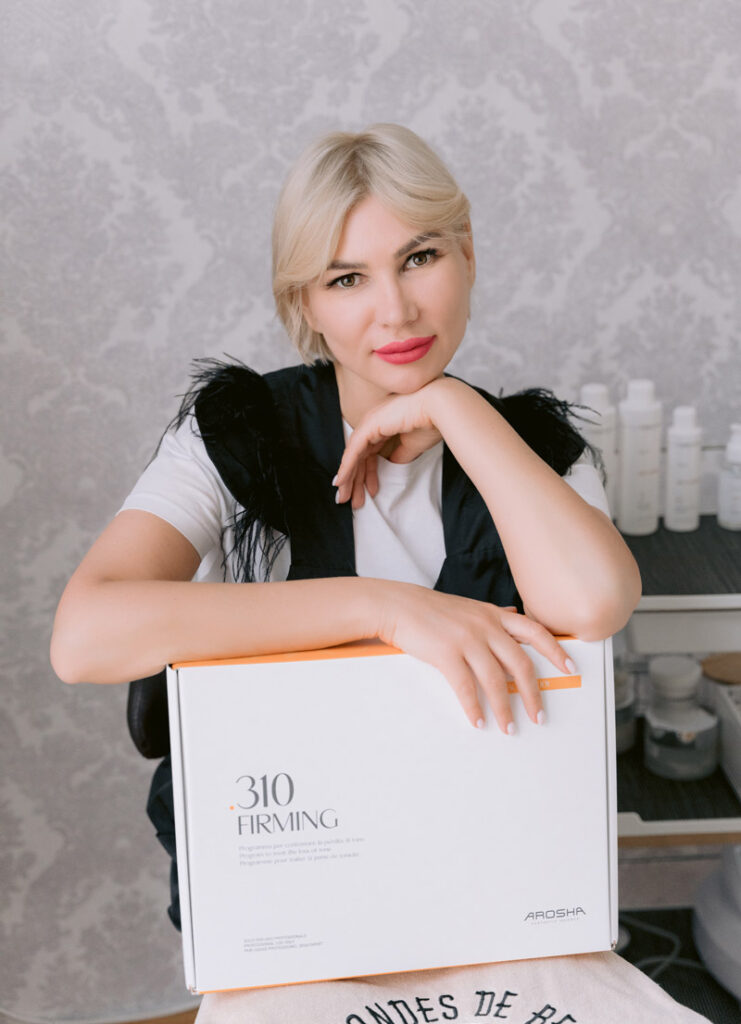 Six Mondes de Beauté - Institut de beauté à Etterbeek - Soins du visage, Nettoyage du visage par ultrasons, Soin du visage et peeling, Microdermabrasion Diamant, Soin du visage microneedling